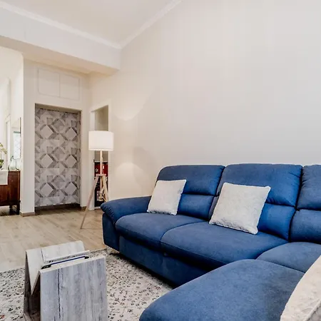 Elegant And Spacious Facing The Subway Near The Vatican Apartman